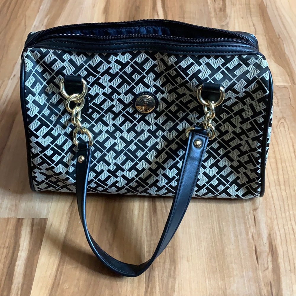 Tommy Hilfiger Purse